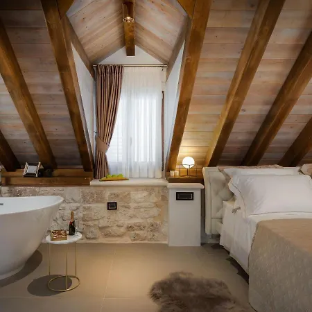 Couette-café Luxury Ma De Dominis