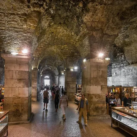 Luxury Ma De Dominis 4* Split